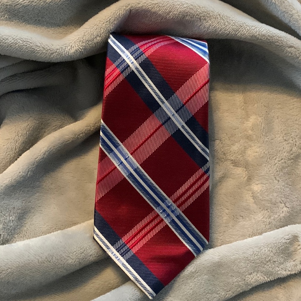 NWT CLUB ROOM Red White Blue Plaid Tie